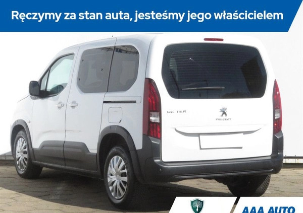 Peugeot Rifter cena 56000 przebieg: 155269, rok produkcji 2019 z Sędziszów Małopolski małe 211